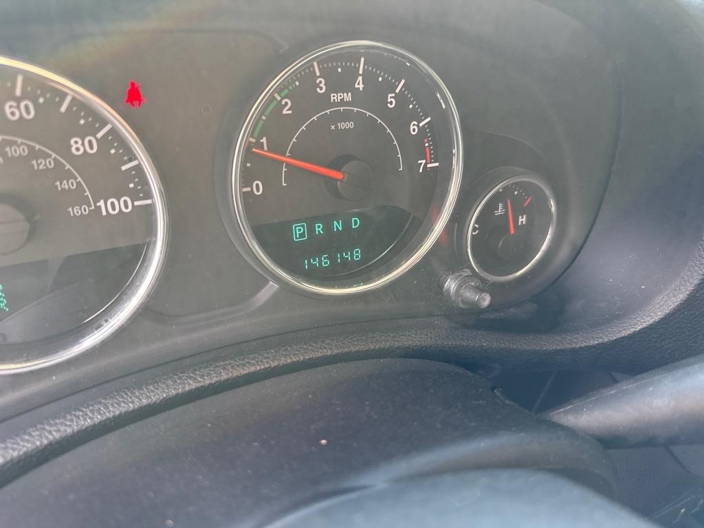 Jeep Wrangler Unlimited 4WD 4dr Sahara 2014