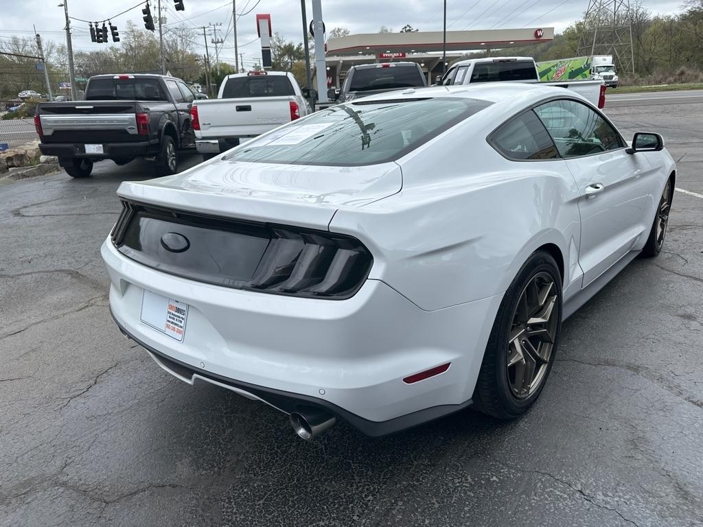 Ford Mustang EcoBoost Fastback 2017