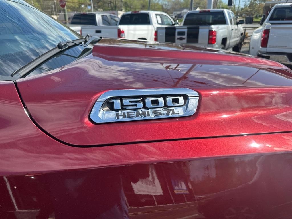 RAM 1500 Big Horn 4x4 Crew Cab 5'7" Box 2021