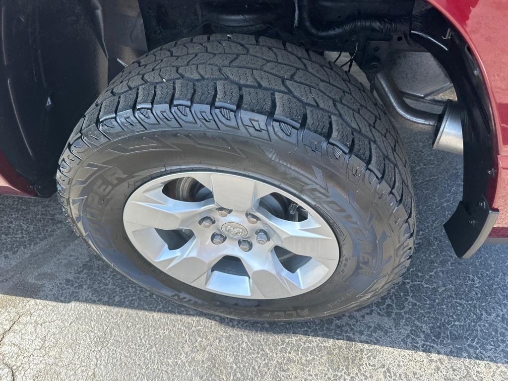 RAM 1500 Big Horn 4x4 Crew Cab 5'7" Box 2021