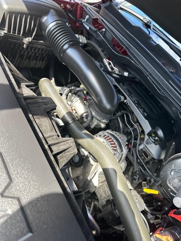 RAM 1500 Big Horn 4x4 Crew Cab 5'7" Box 2021