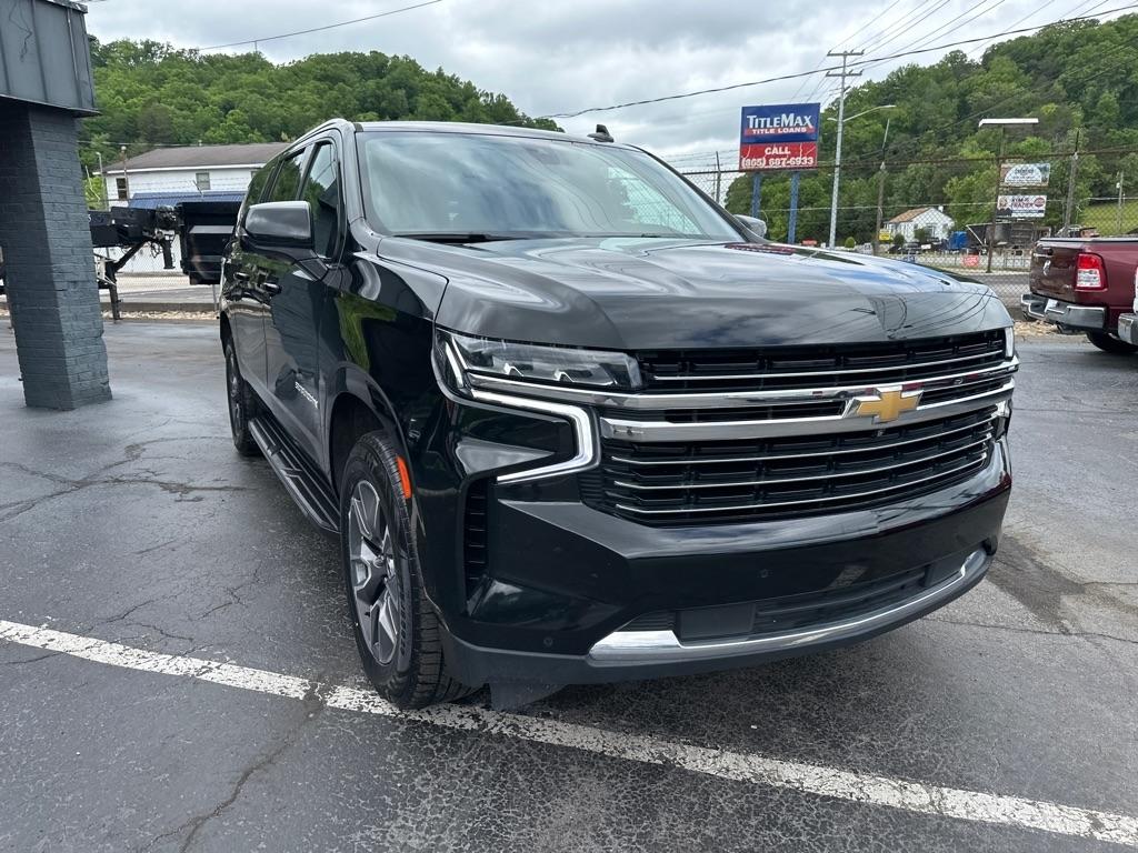 Chevrolet Suburban 4WD 4dr LT 2021