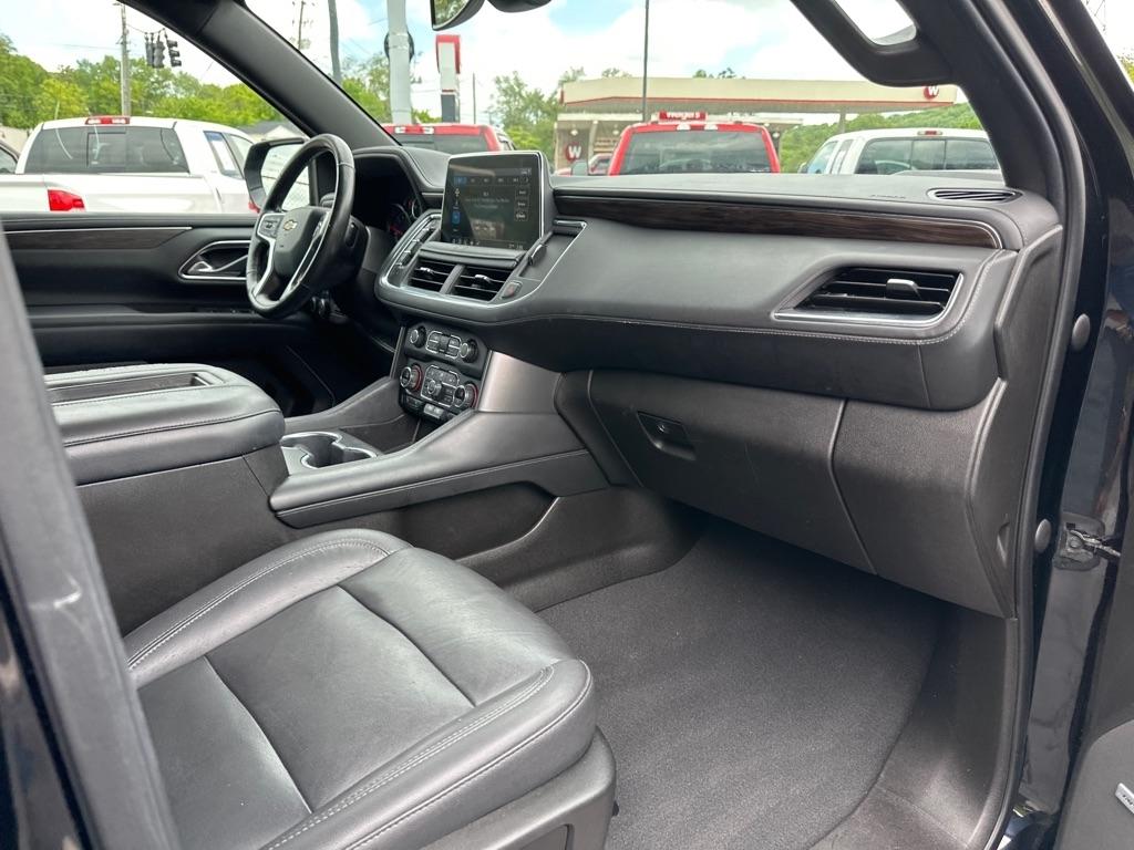Chevrolet Suburban 4WD 4dr LT 2021