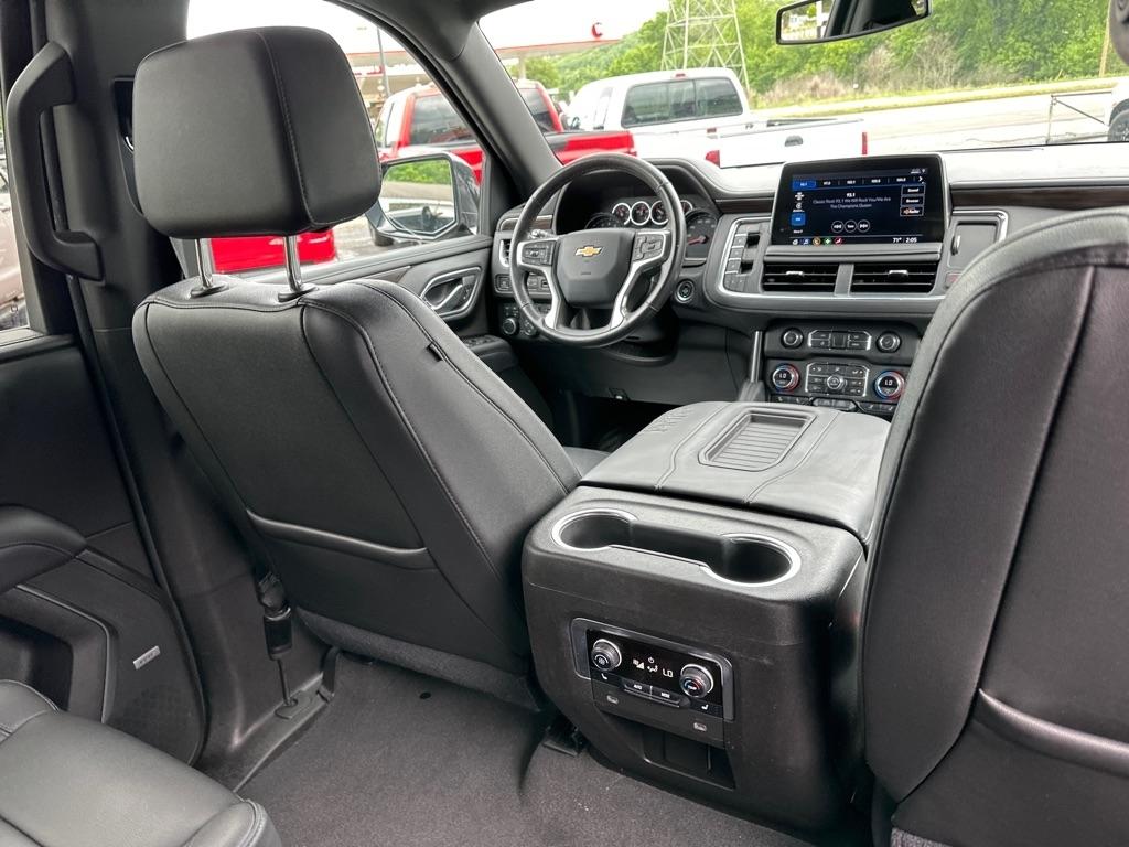 Chevrolet Suburban 4WD 4dr LT 2021