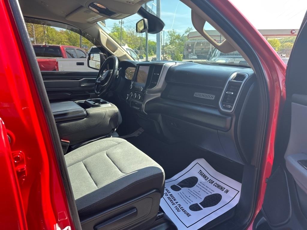 RAM 1500 Big Horn/Lone Star 4x4 Crew Cab 5'7" Box 2019