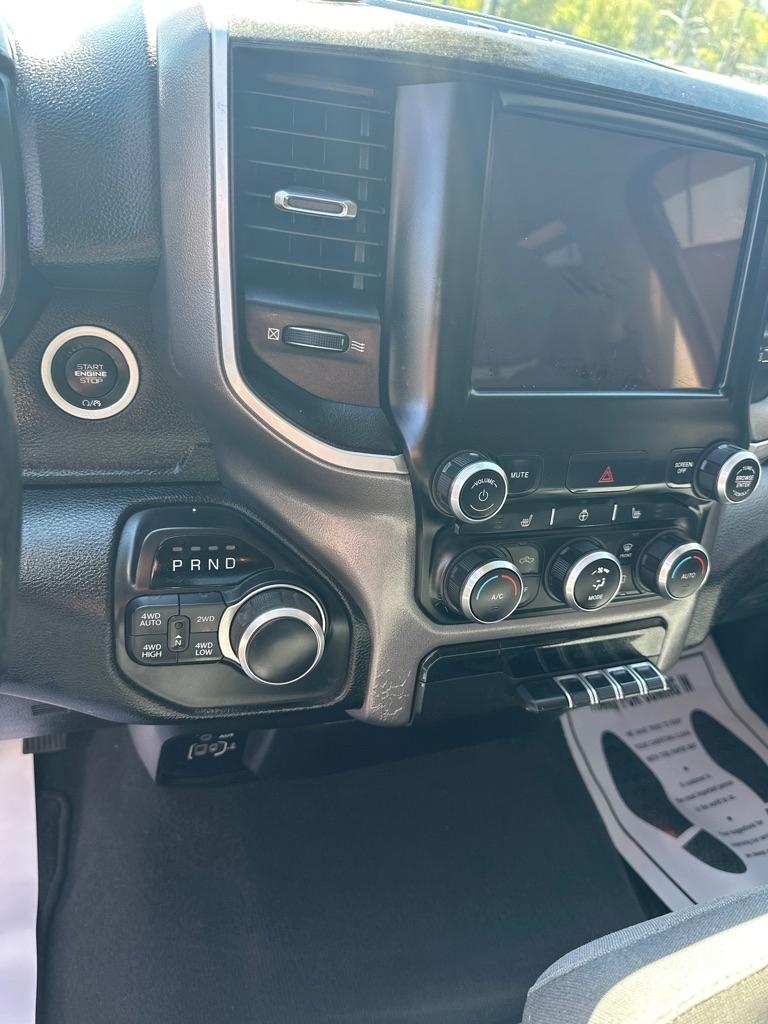 RAM 1500 Big Horn/Lone Star 4x4 Crew Cab 5'7" Box 2019