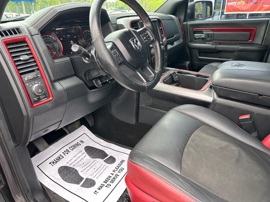 RAM 1500 4WD Crew Cab 140.5" Rebel 2016