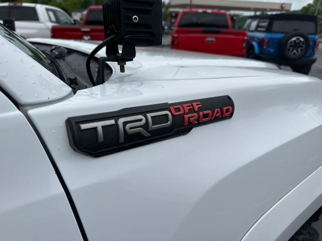 Toyota Tacoma 4WD TRD Off Road Double Cab 5' Bed V6 MT (Natl) 2020