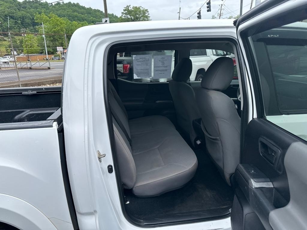 Toyota Tacoma 4WD TRD Off Road Double Cab 5' Bed V6 MT (Natl) 2020