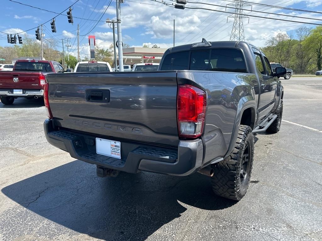 Toyota Tacoma 4WD Double Cab LB V6 AT TRD Off Road (Natl) 2016