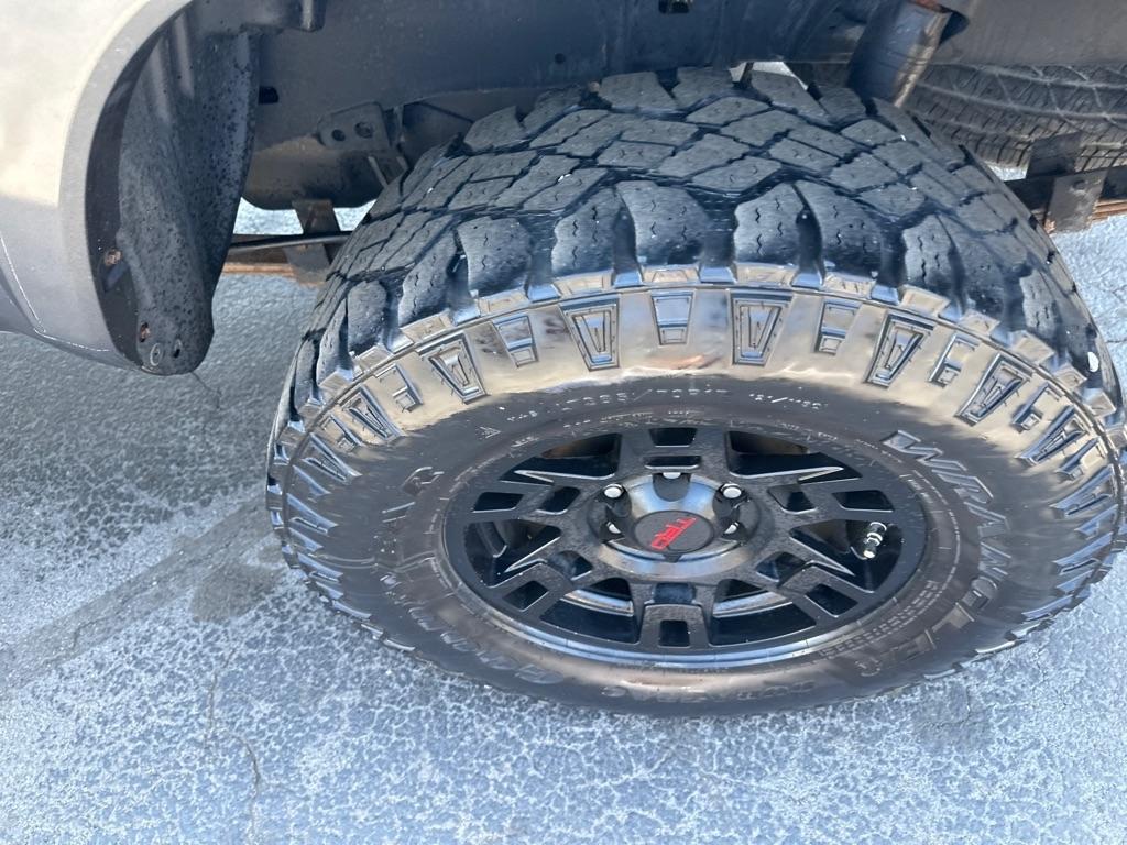 Toyota Tacoma 4WD Double Cab LB V6 AT TRD Off Road (Natl) 2016