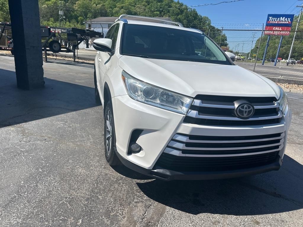 Toyota Highlander XLE V6 AWD (Natl) 2017