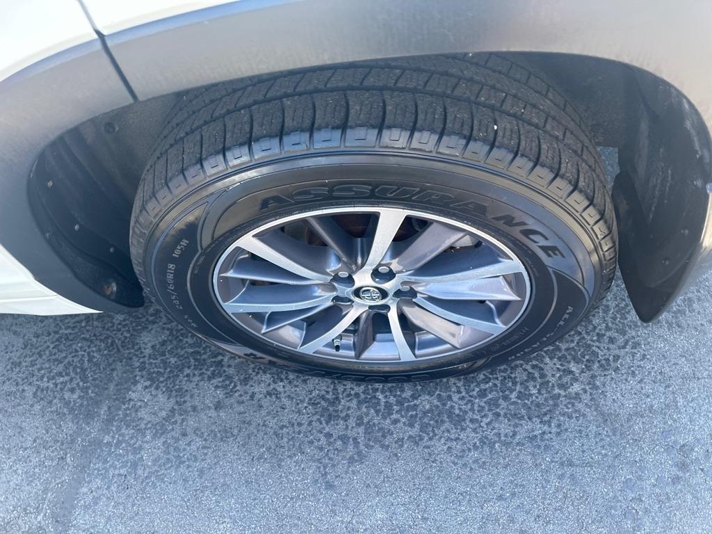 Toyota Highlander XLE V6 AWD (Natl) 2017