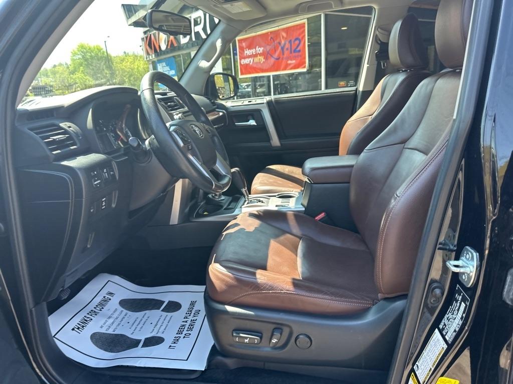 Toyota 4Runner 4WD 4dr V6 Trail Premium (Natl) 2016