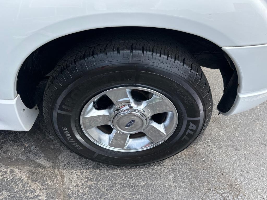 Ford Explorer Sport Trac 4dr 126" WB XLT Premium 2005