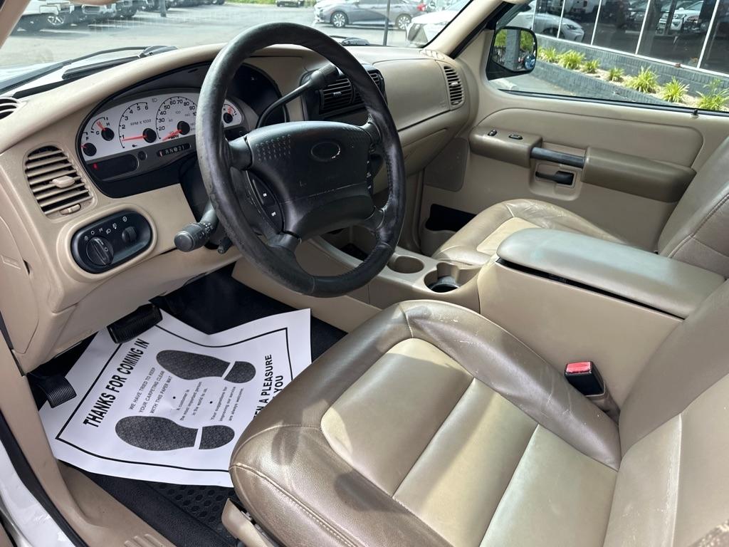 Ford Explorer Sport Trac 4dr 126" WB XLT Premium 2005