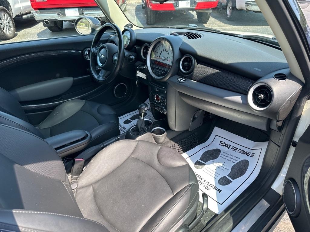 MINI Cooper Clubman 2dr Cpe S 2011