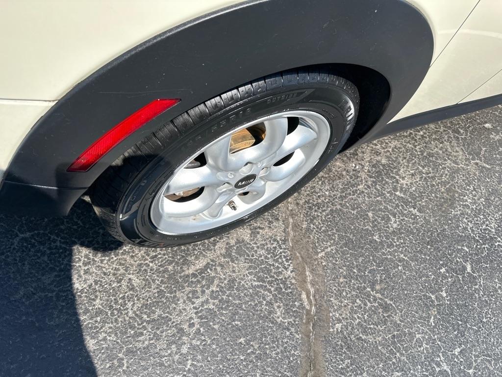 MINI Cooper Clubman 2dr Cpe S 2011