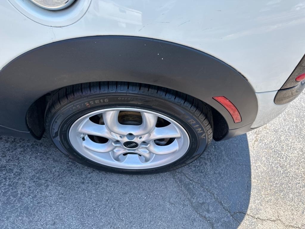 MINI Cooper Clubman 2dr Cpe S 2011