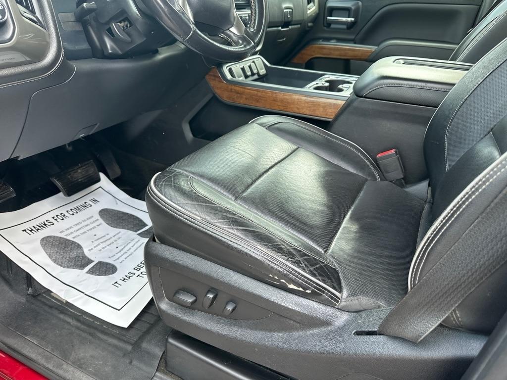 Chevrolet Silverado 3500HD 4WD Crew Cab 153.7" High Country 2018