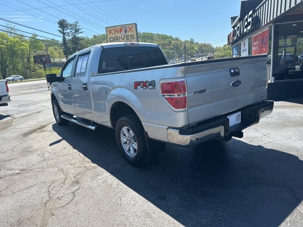 Ford F-150 4WD SuperCrew 145" Platinum 2011