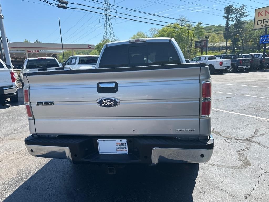 Ford F-150 4WD SuperCrew 145" Platinum 2011