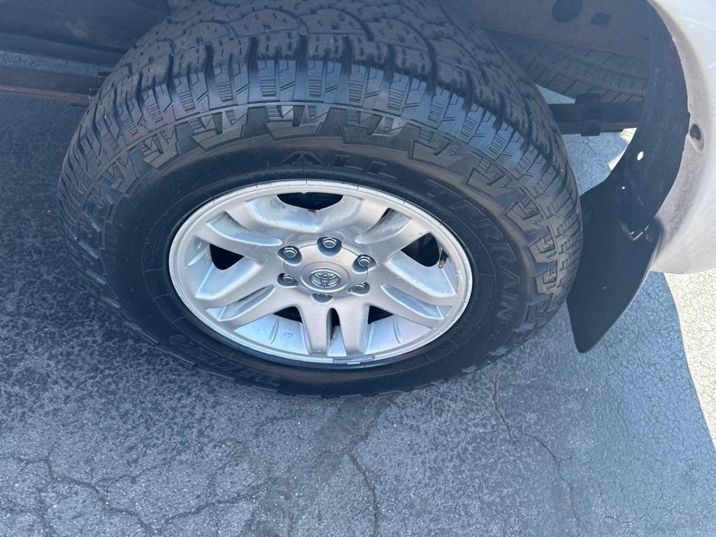 Toyota Tundra DoubleCab V8 SR5 4WD (Natl) 2005
