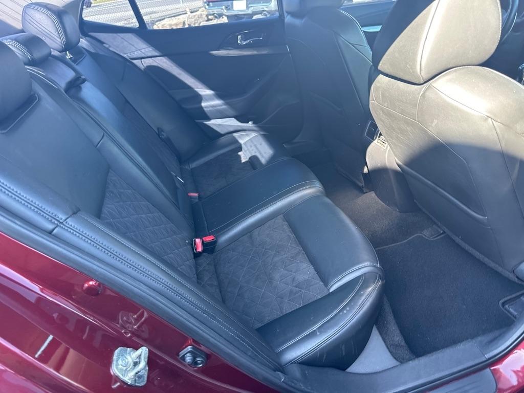 Nissan Maxima 4dr Sdn 3.5 SR 2016