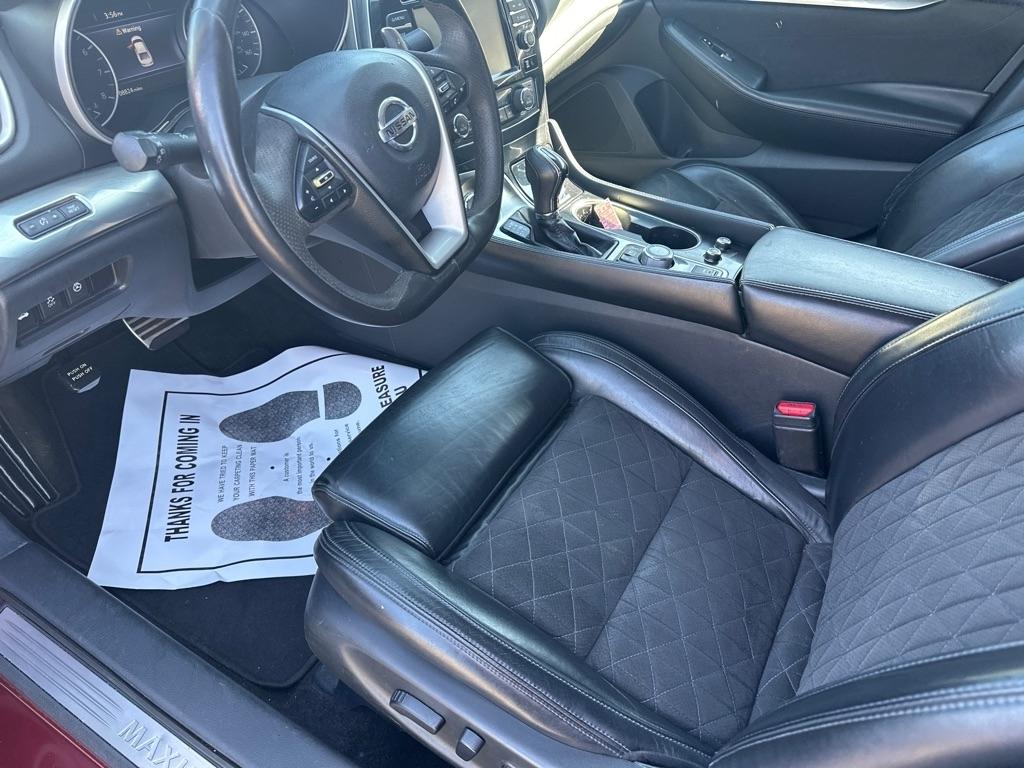 Nissan Maxima 4dr Sdn 3.5 SR 2016