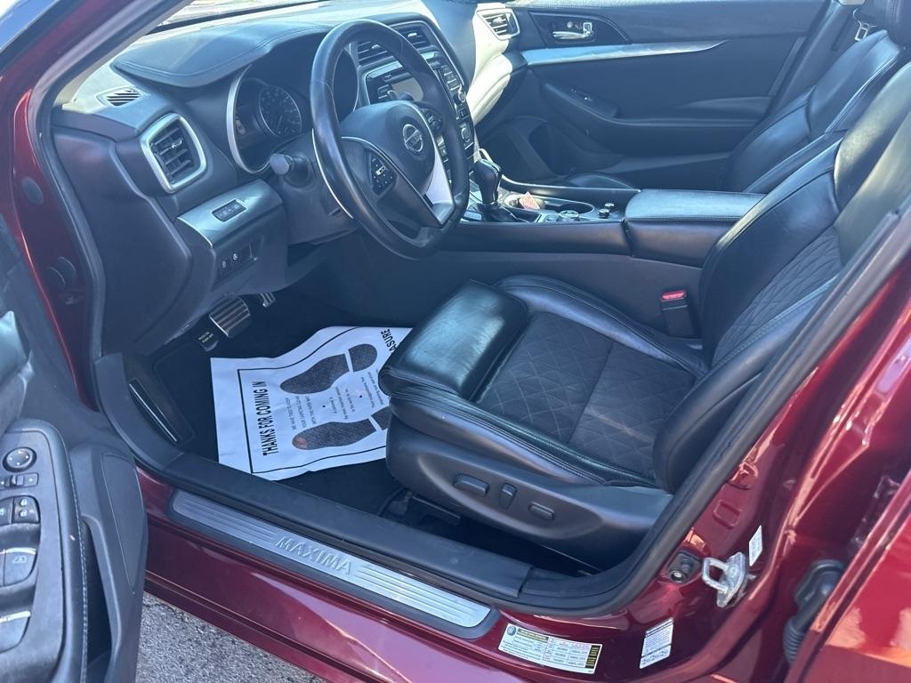 Nissan Maxima 4dr Sdn 3.5 SR 2016