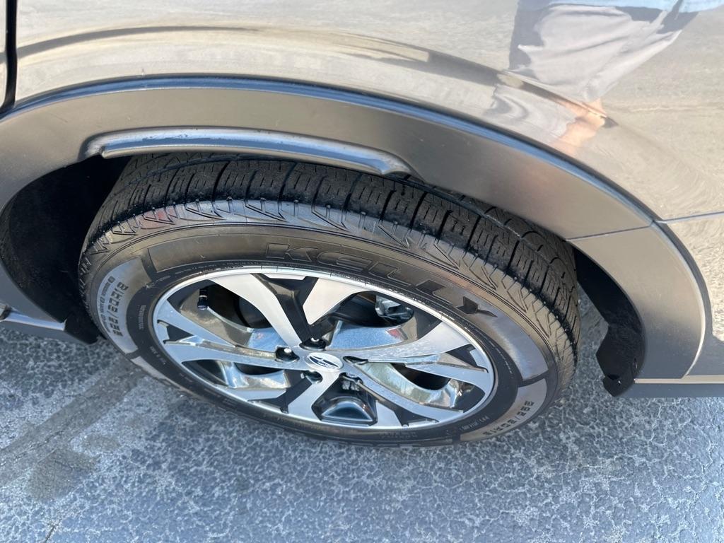 Subaru Outback Limited XT CVT 2021