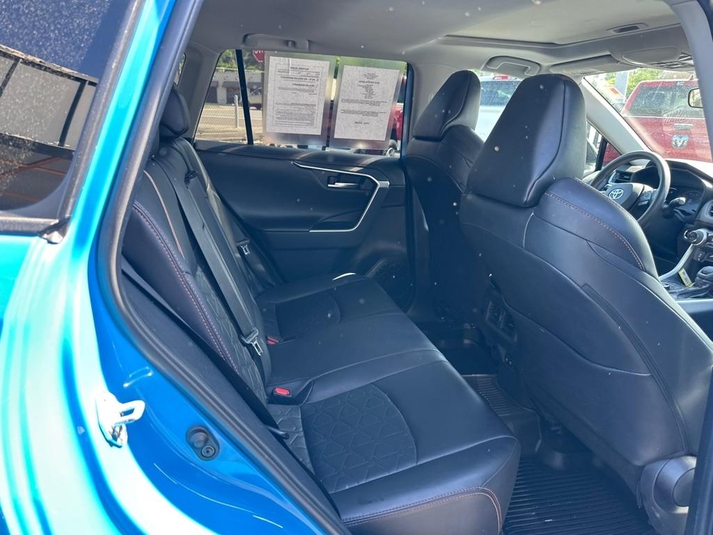 Toyota RAV4 Adventure AWD (Natl) 2019