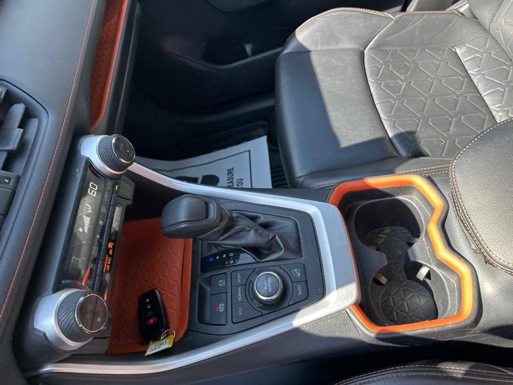 Toyota RAV4 Adventure AWD (Natl) 2019