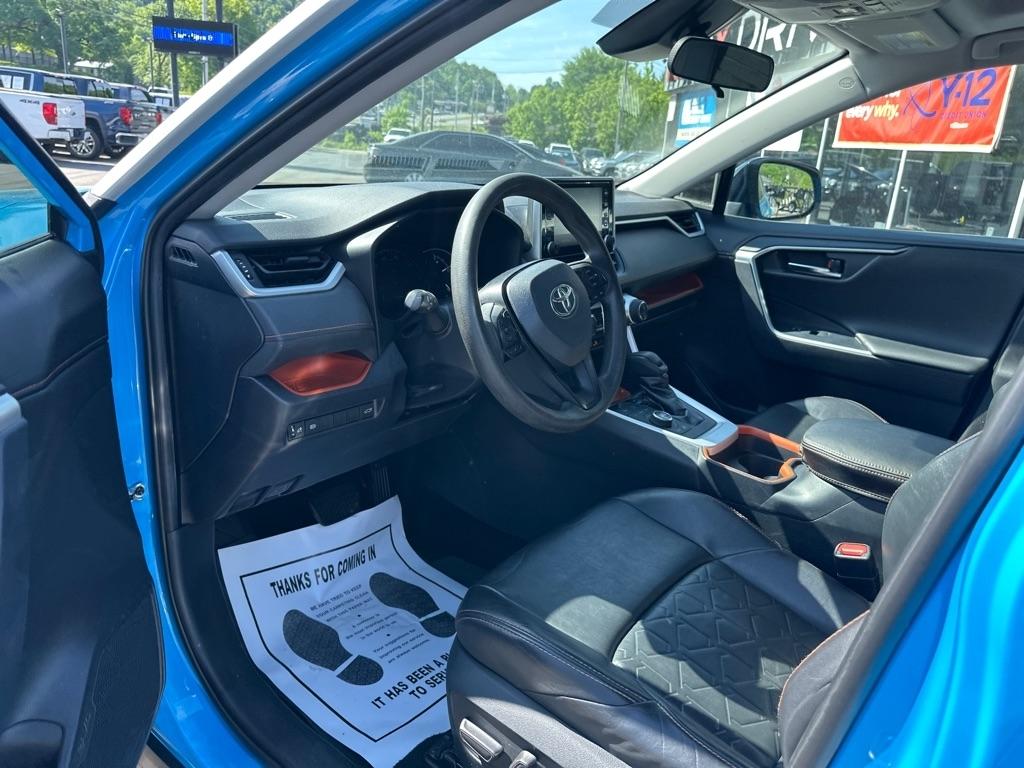 Toyota RAV4 Adventure AWD (Natl) 2019