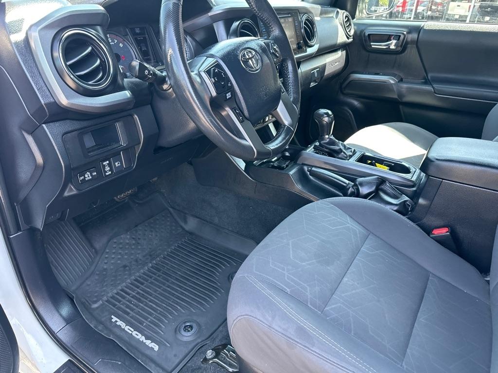 Toyota Tacoma TRD Off Road Double Cab 5' Bed V6 4x4 MT (Natl) 2018
