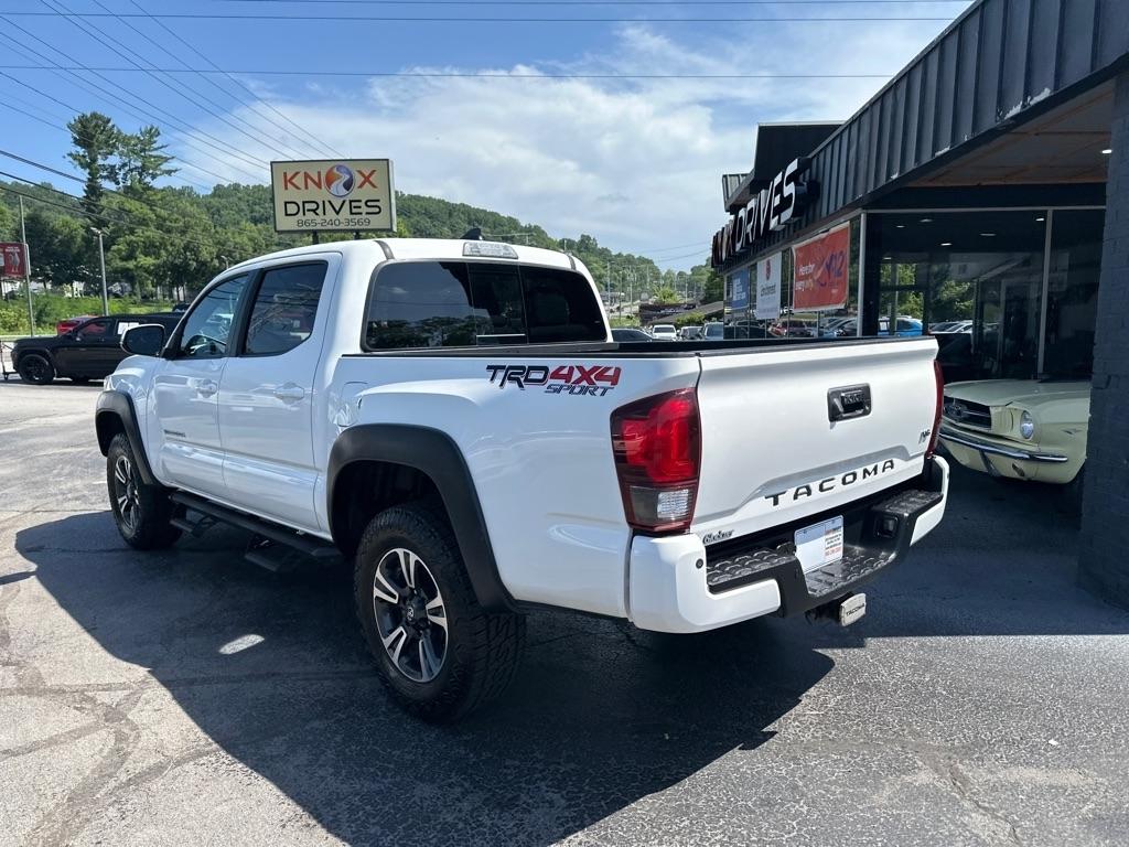 Toyota Tacoma TRD Off Road Double Cab 5' Bed V6 4x4 MT (Natl) 2018