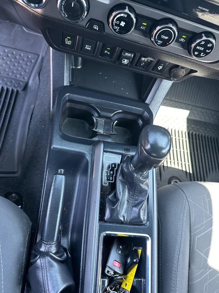 Toyota Tacoma TRD Off Road Double Cab 5' Bed V6 4x4 MT (Natl) 2018