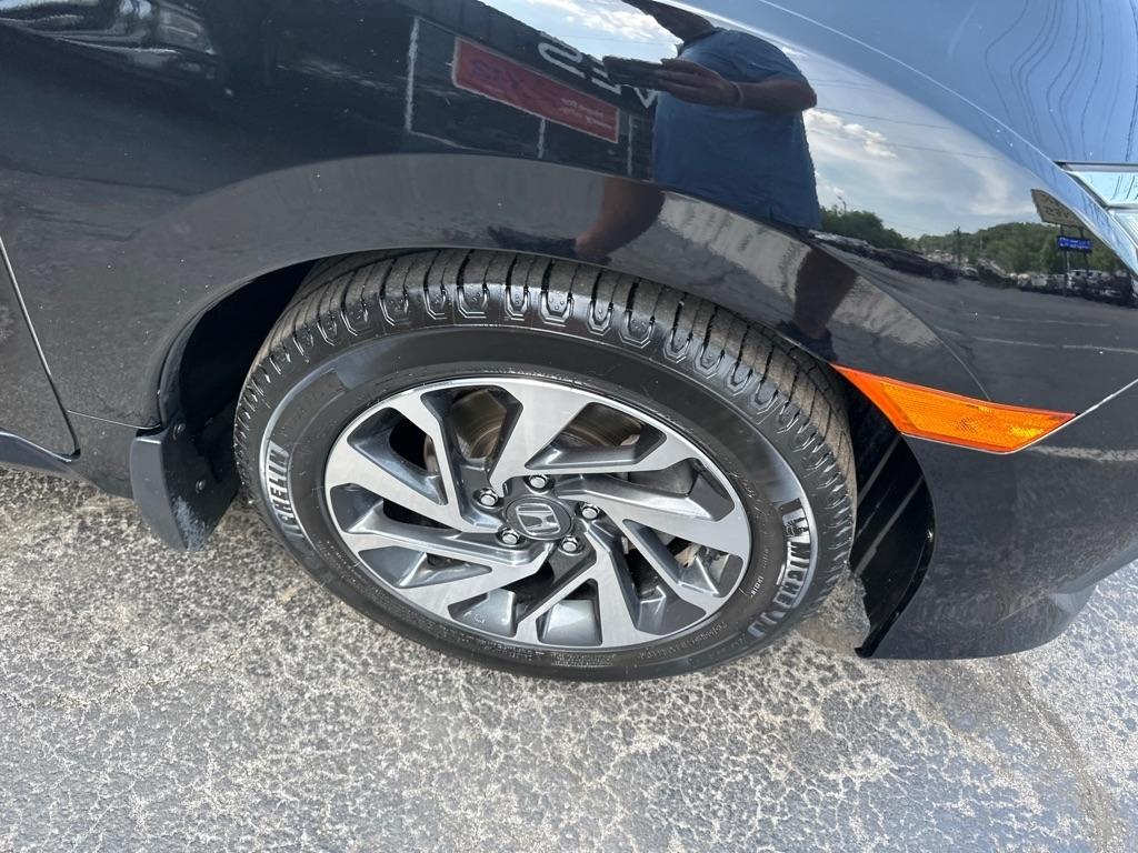 Honda Civic Sedan 4dr CVT EX 2016