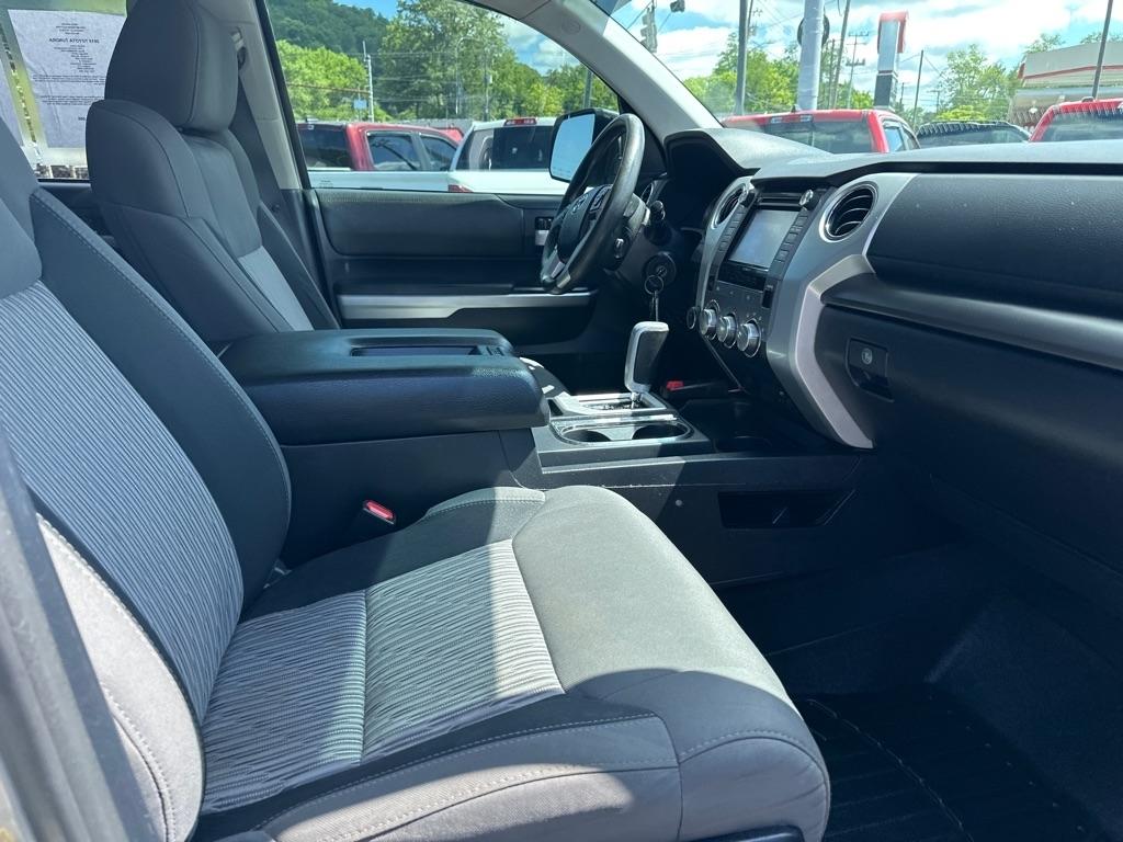 Toyota Tundra 4WD Truck CrewMax 5.7L V8 6-Spd AT TRD Pro (Natl) 2015