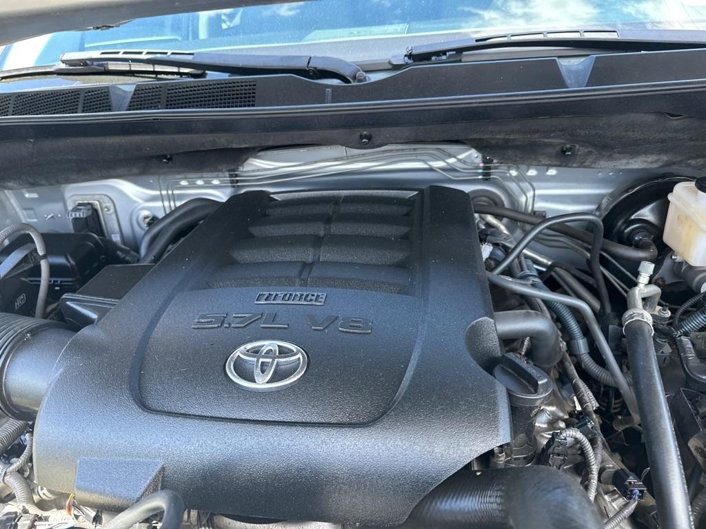 Toyota Tundra 4WD Truck CrewMax 5.7L V8 6-Spd AT TRD Pro (Natl) 2015