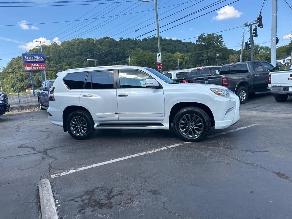 Lexus GX 460 4WD 4dr Luxury 2015