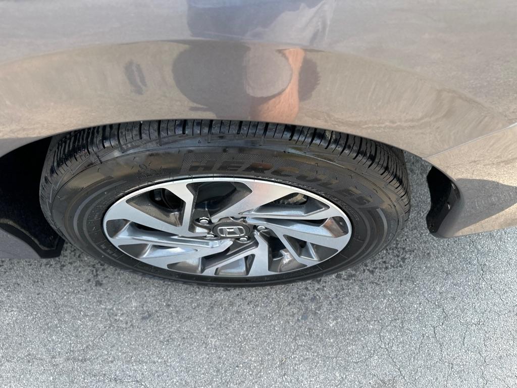 Honda Civic Sedan 4dr CVT EX 2016