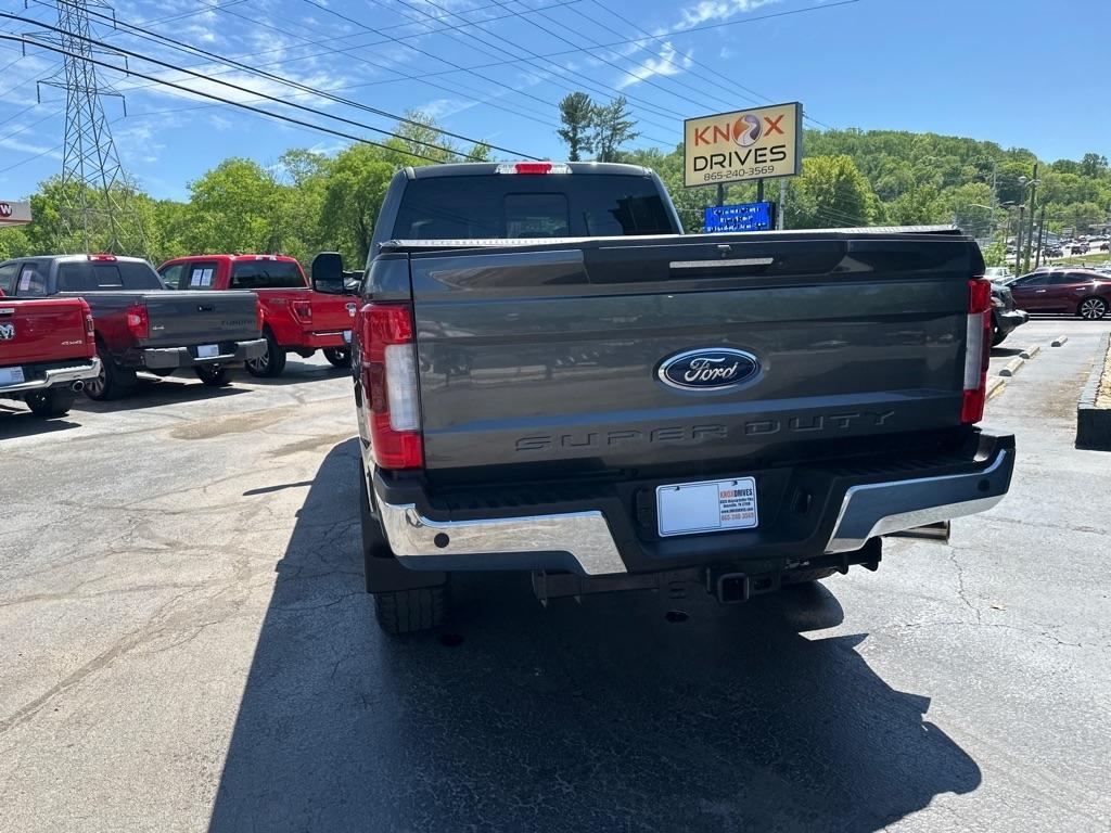 Ford Super Duty F-250 SRW King Ranch 4WD Crew Cab 8' Box 2019