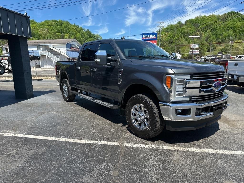 Ford Super Duty F-250 SRW King Ranch 4WD Crew Cab 8' Box 2019