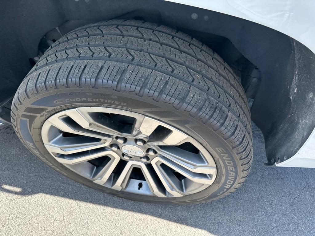 GMC Yukon 4WD 4dr Denali 2017