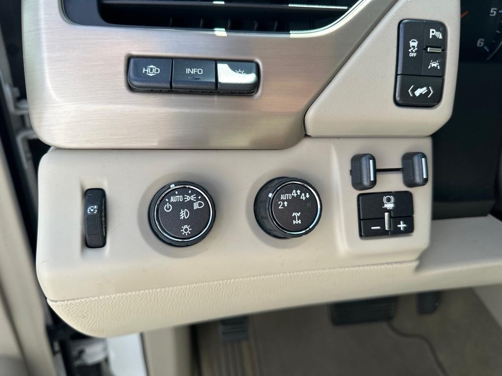 GMC Yukon 4WD 4dr Denali 2017