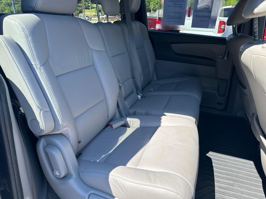 Honda Odyssey 5dr Touring 2011