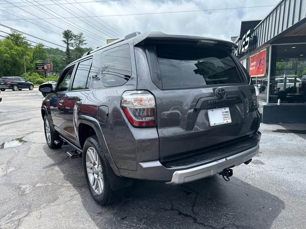 Toyota 4Runner TRD Off Road Premium 4WD (Natl) 2018