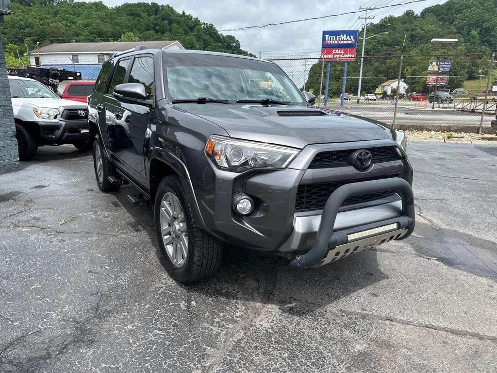 Toyota 4Runner TRD Off Road Premium 4WD (Natl) 2018