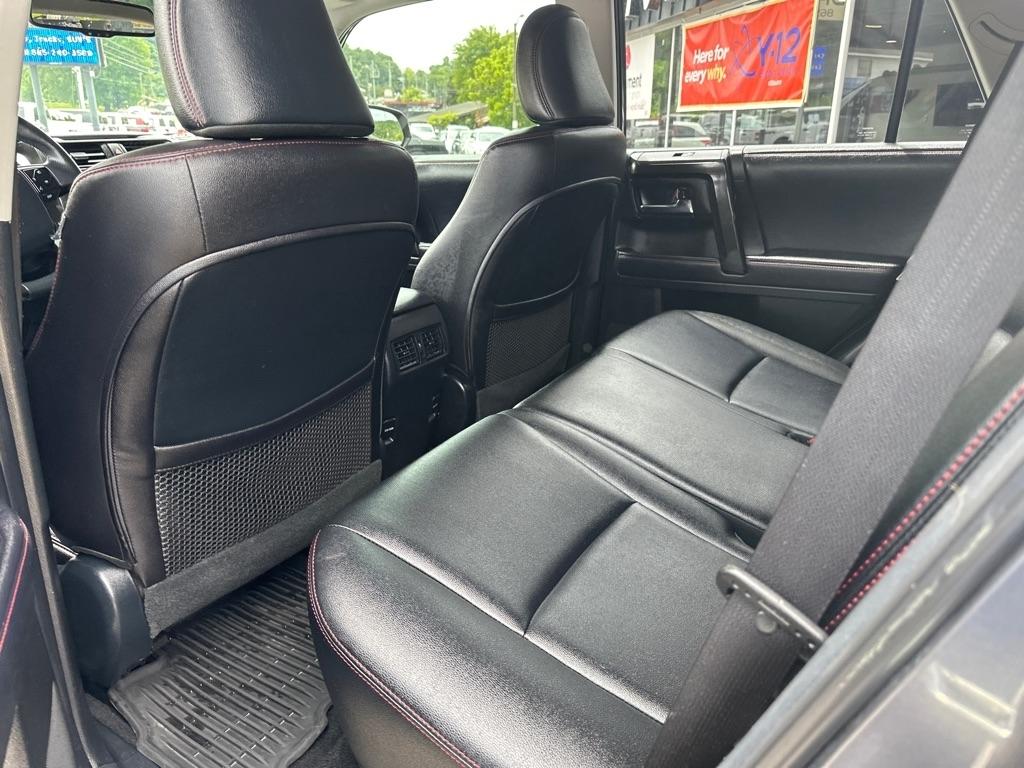 Toyota 4Runner TRD Off Road Premium 4WD (Natl) 2018